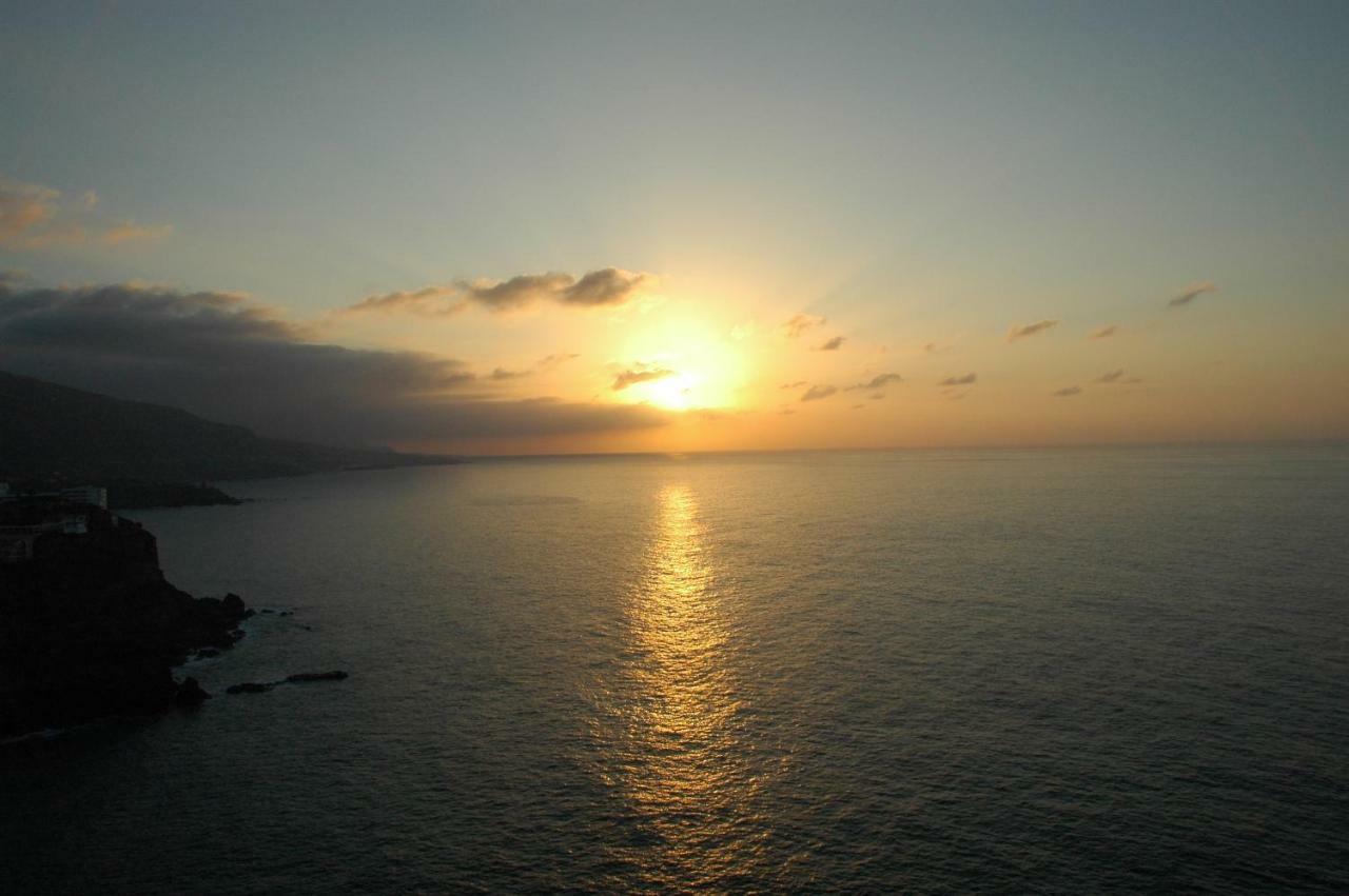 Penthouse Direkt Am Meer Los Realejos Esterno foto